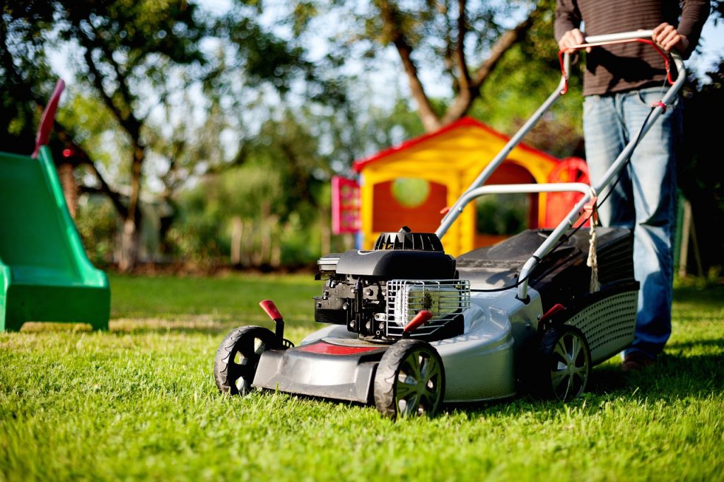 A Brief Discussion About Self Propelled Lawn Mower Guide
